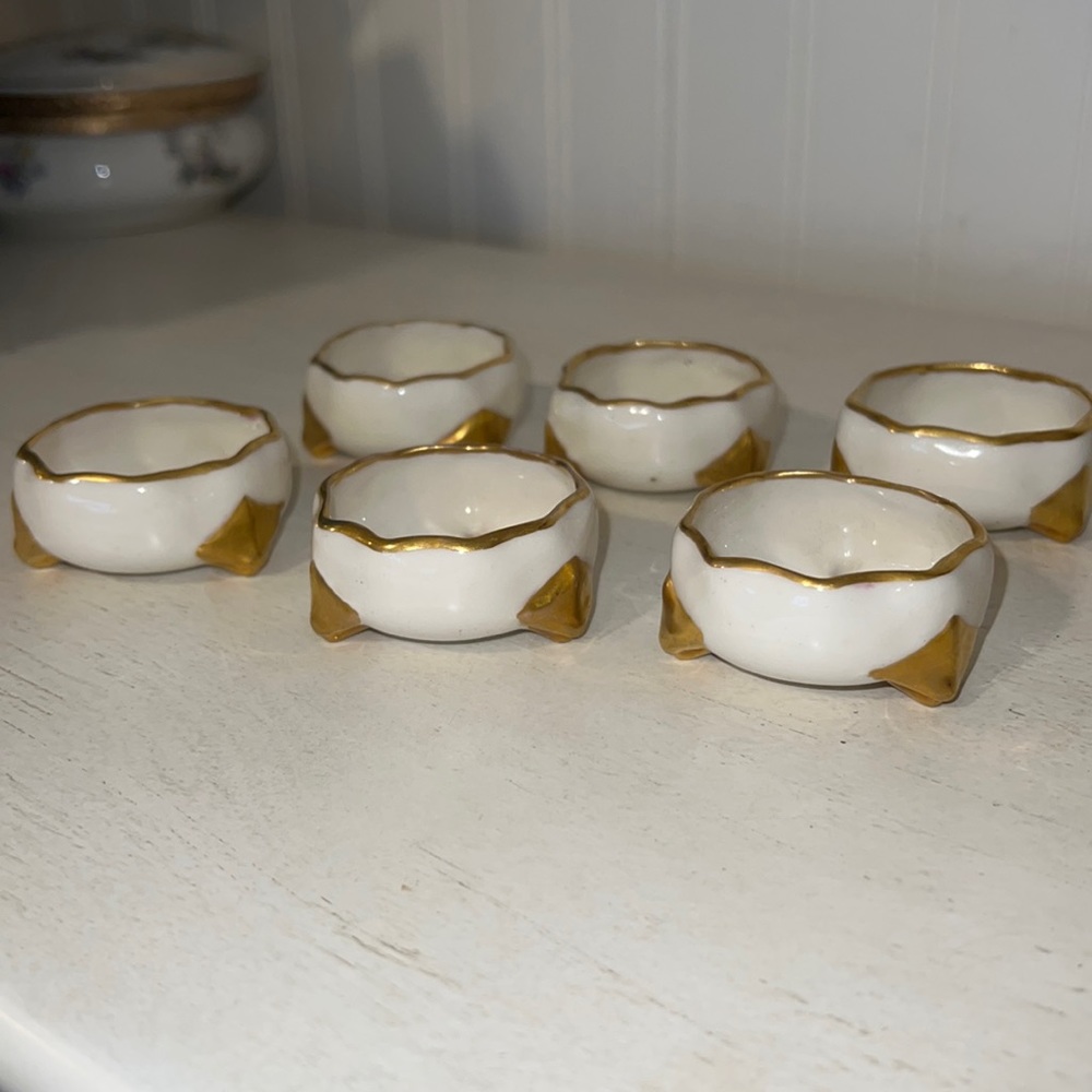 Belleek footed gold gilt salt cellars